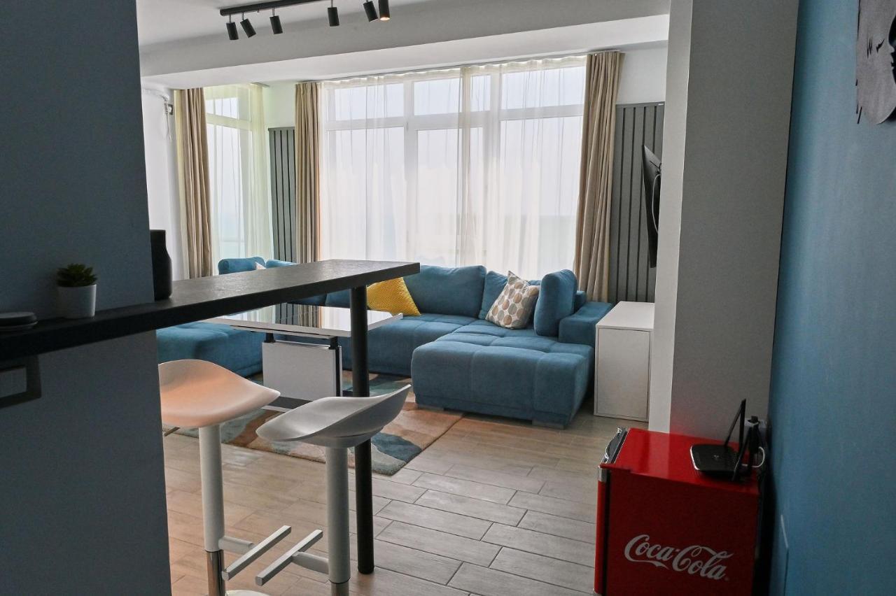 Diamond Sea View 2Br Apartment - Spa N Pools Resort Mamaia Bagian luar foto