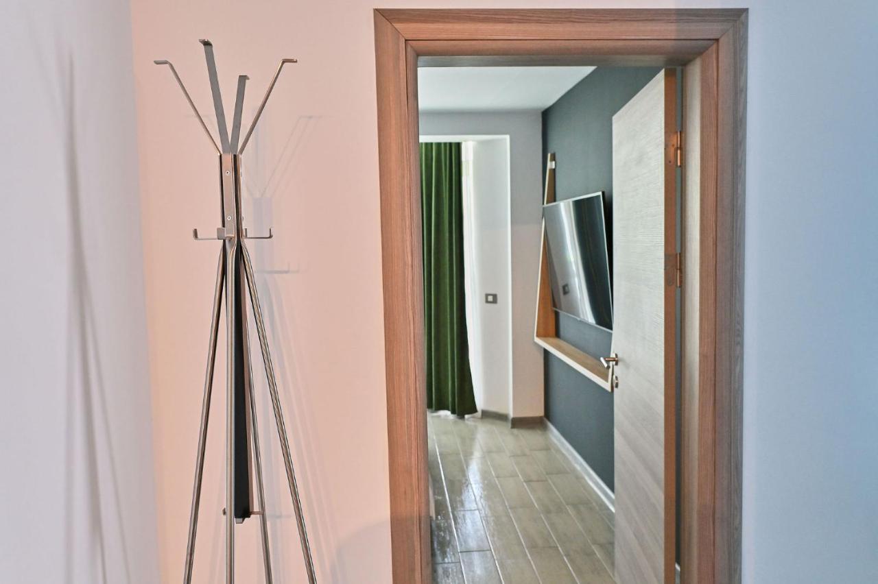 Diamond Sea View 2Br Apartment - Spa N Pools Resort Mamaia Bagian luar foto