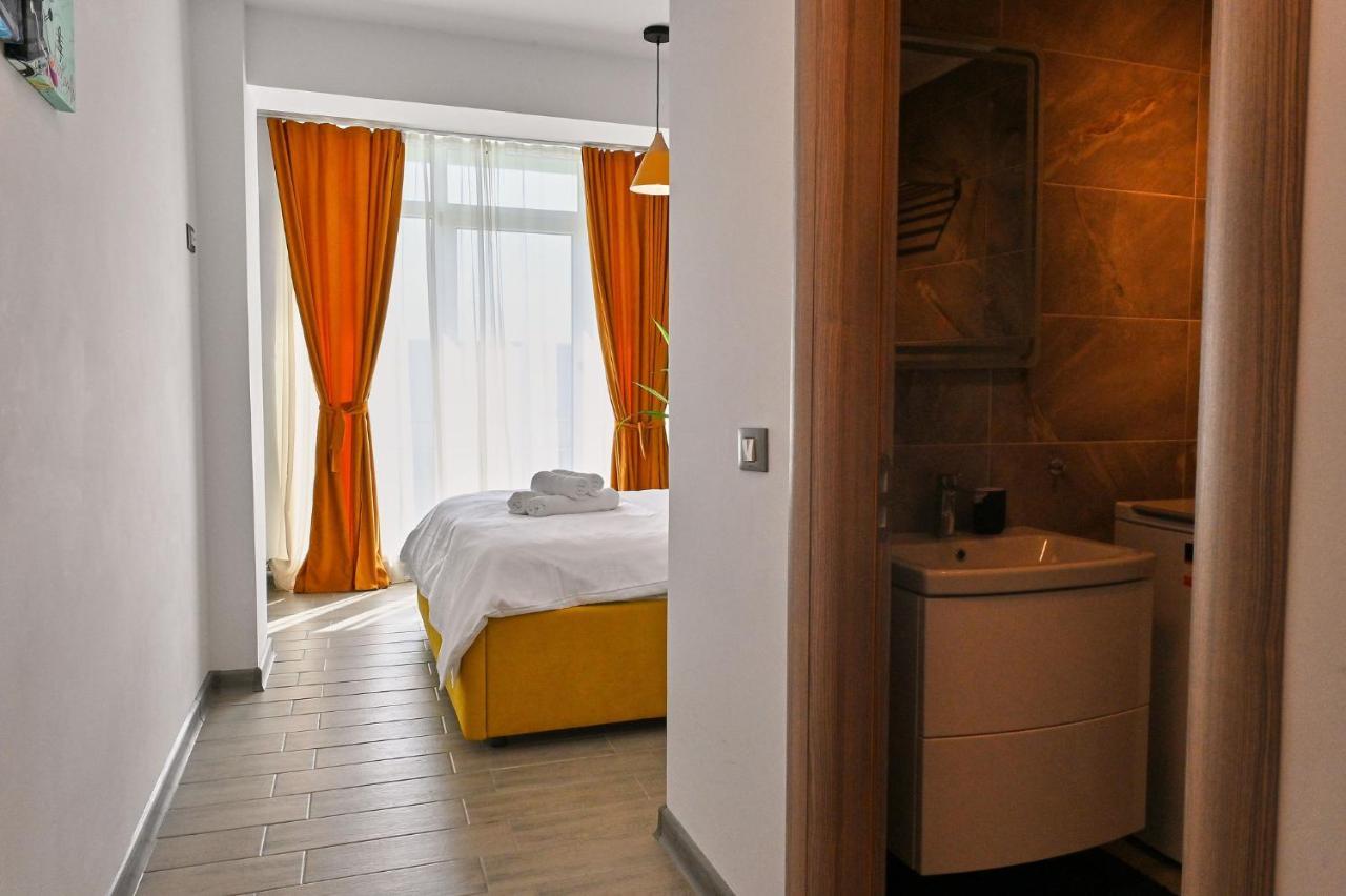 Diamond Sea View 2Br Apartment - Spa N Pools Resort Mamaia Bagian luar foto